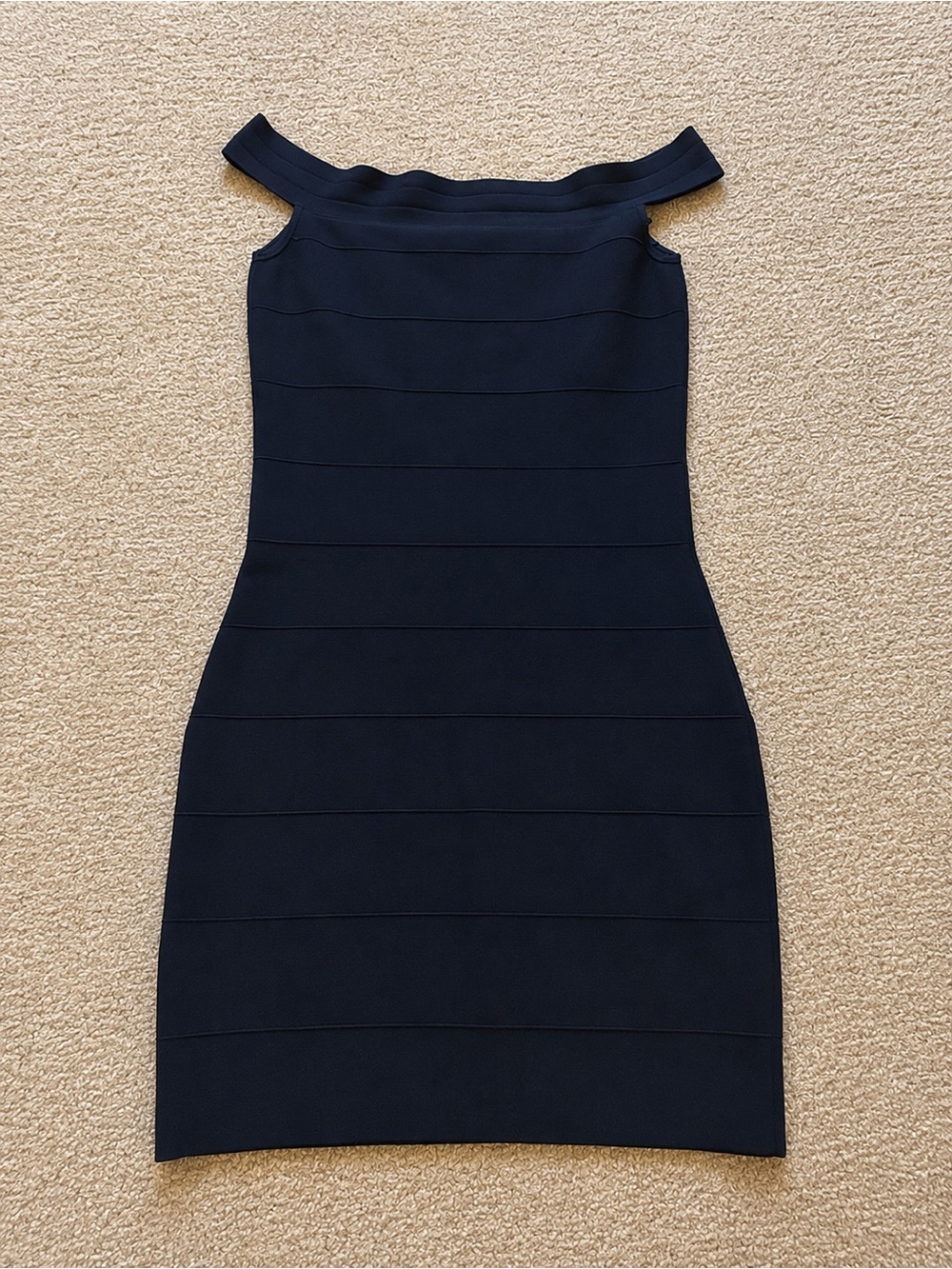 Elizabeth and James Black One-Shoulder Bodycon Dresses